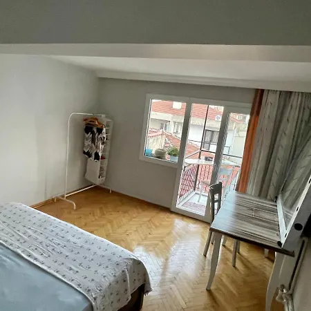 Delight: Cozy Alsancak Apartmán *